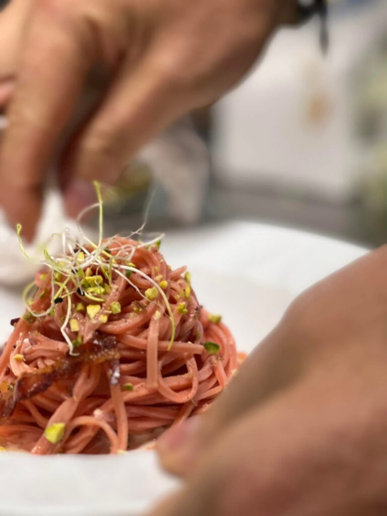 Piatto festivo all'hotel Daria di Pietra Ligure