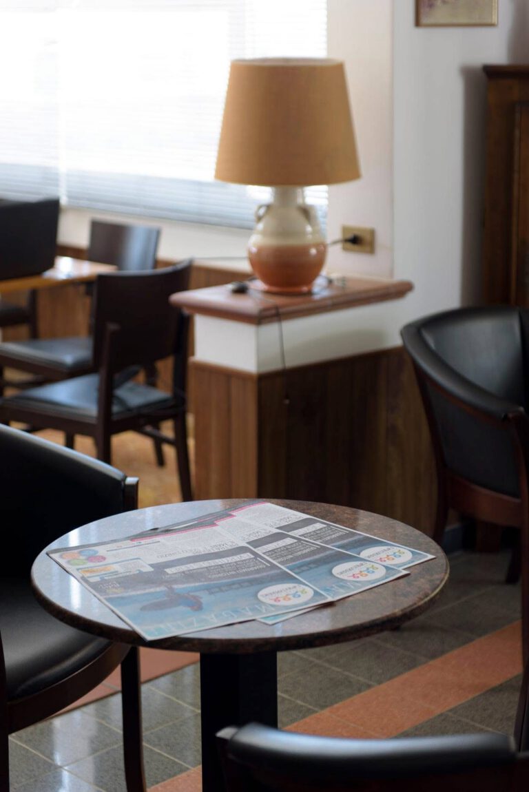 Sala lettura presso l'Hotel Daria di Pietra Ligure